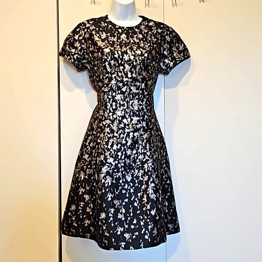 Teri Jon by Rickie Freeman Midi Dress Size 2